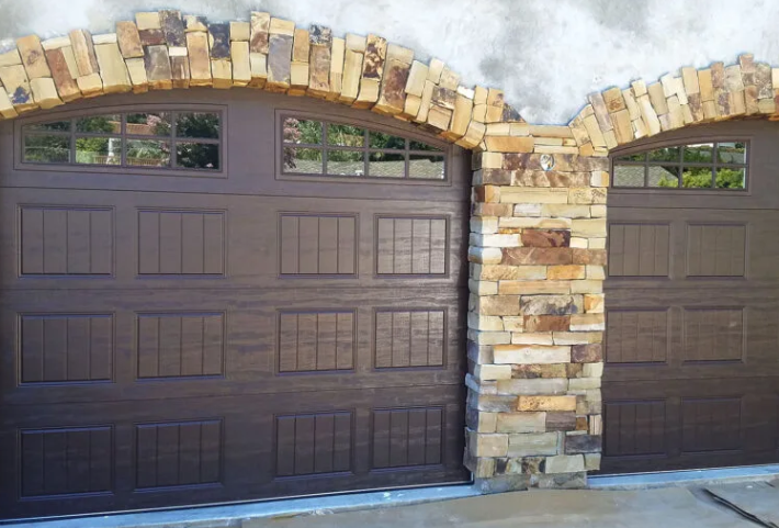 You are currently viewing <strong>Rethinking Reliability: The New Standard for Garage Door Service in Manhattan Beach</strong>